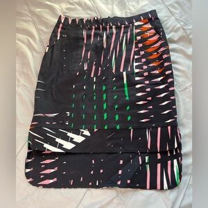 Ty-Lr bright patterned skirt - size small